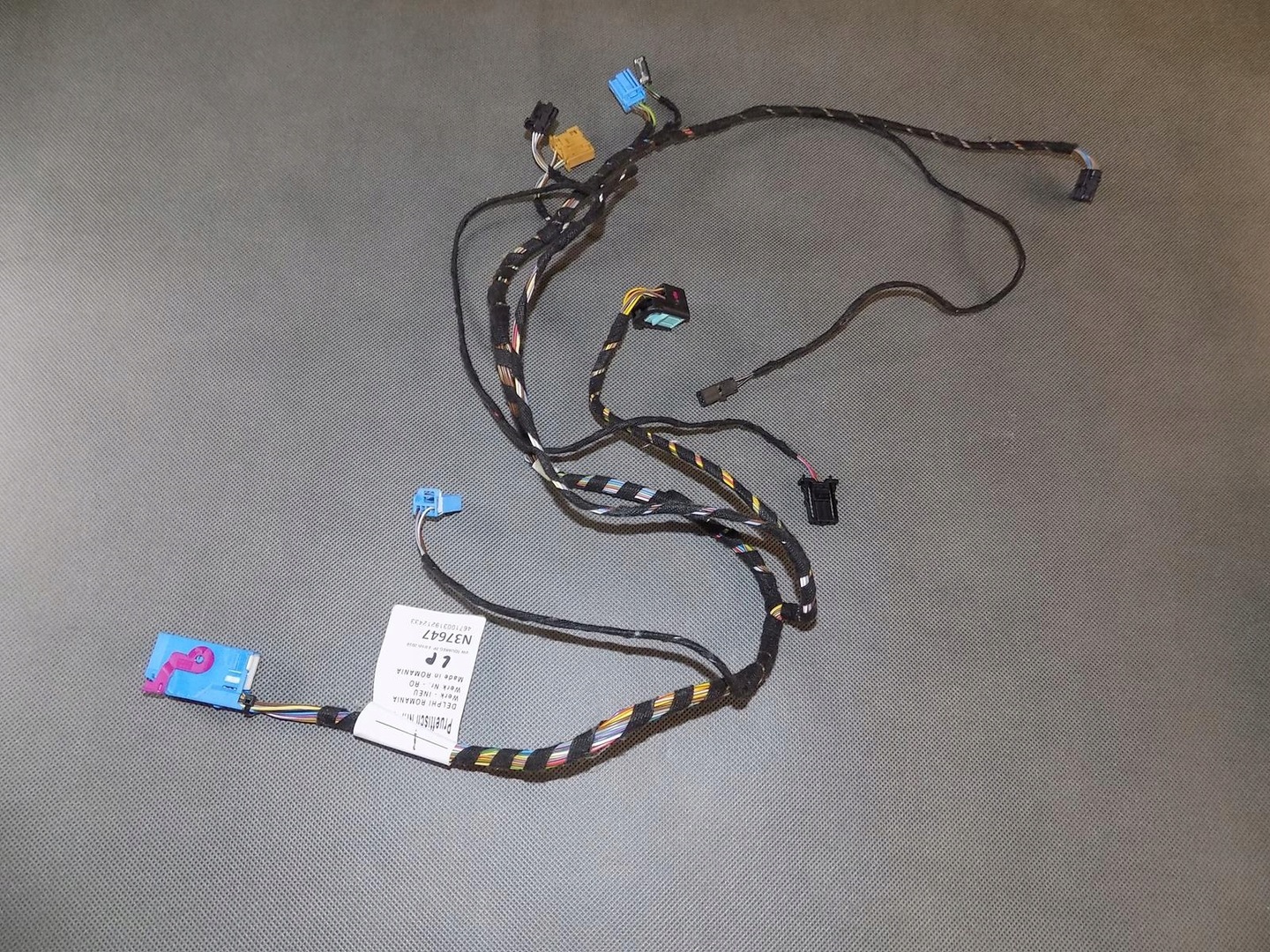 VW TOUAREG 7P UPHOLSTERY BEAM LEFT FRONT