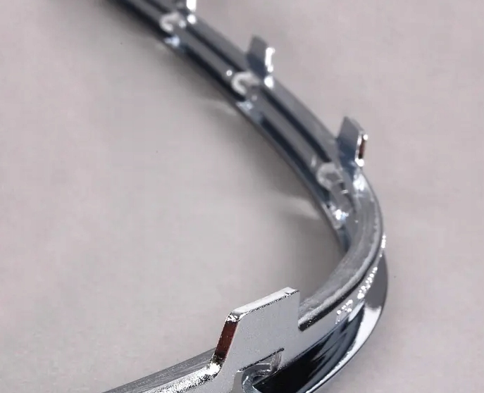 Крышка левая bmw e39 520 523 525 528 530 535 540 - 51118226555 с разбора