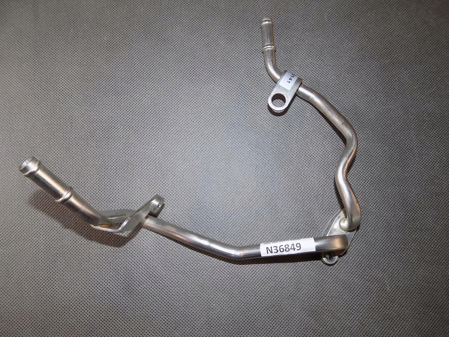 SKODA KAROQ TUBE WATER LINE 04E121497AA