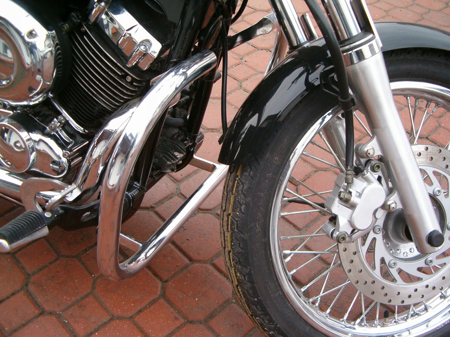 YAMAHA XVS 650 V STAR CRASH BAR FRONT