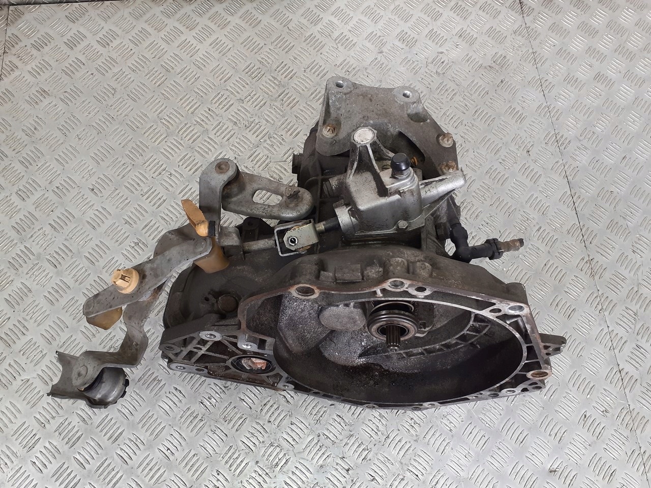 ціна Коробка передач передач opel corsa d 1.2 f13mc429