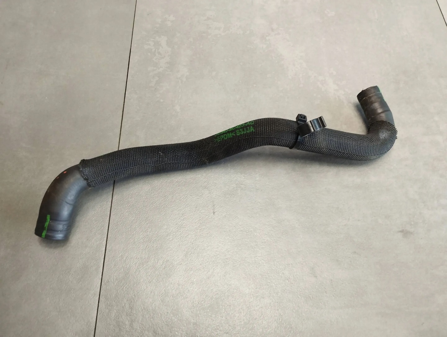 Ford Mondeo MK5 WATER PIPE JG9Q-3G423-AG JG9Q3G423AG