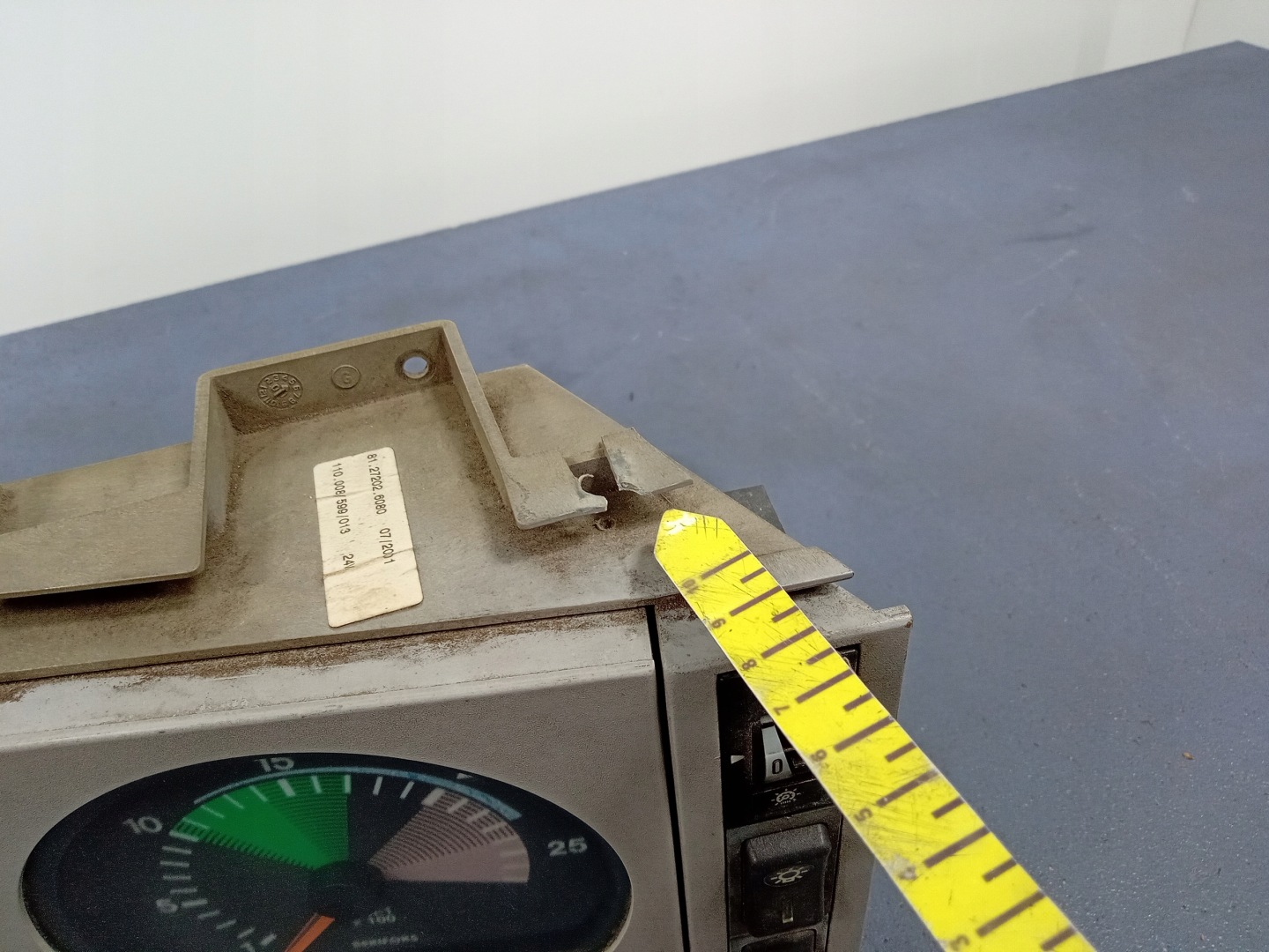Man fe le f2000 счетчик часы тахометр 81.27202.6080 недорого