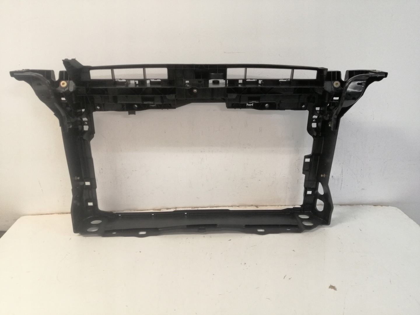Order an Frontal reinforcement vw golf 8 viii 20- 5h0805588j with fast  delivery to me
