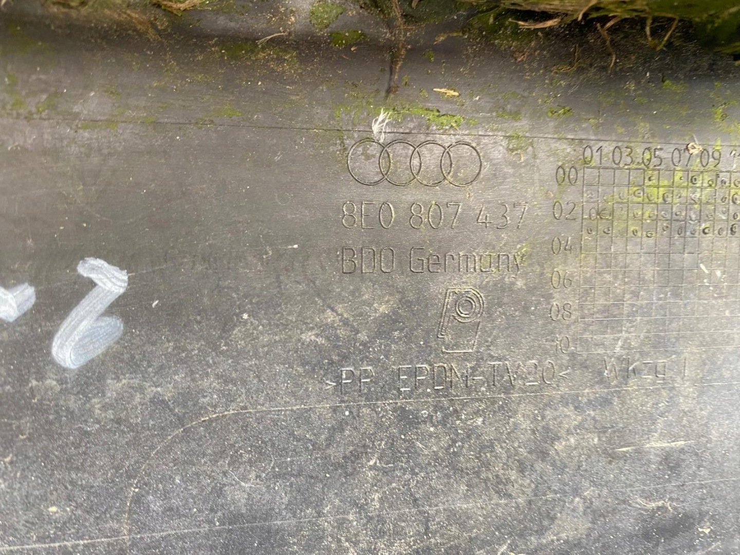 Audi a4 b6 małysz 00-04 бампер передний передний 8e0807437 с разборки