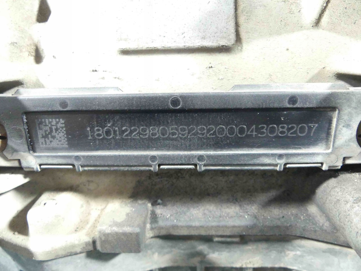 приобрести Коробка передач автомат jaguar f-pace 16-20 2.0d awd