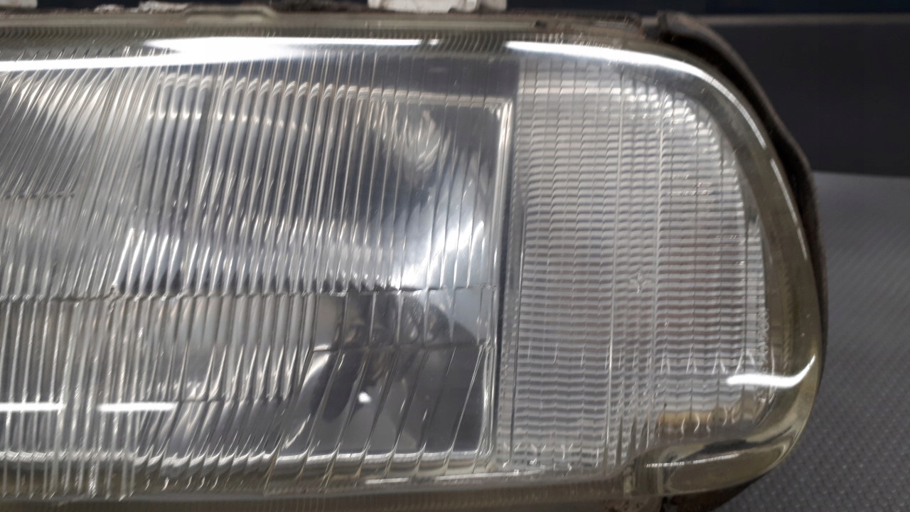 Order an Reflector left lancia kappa carello with fast delivery to me