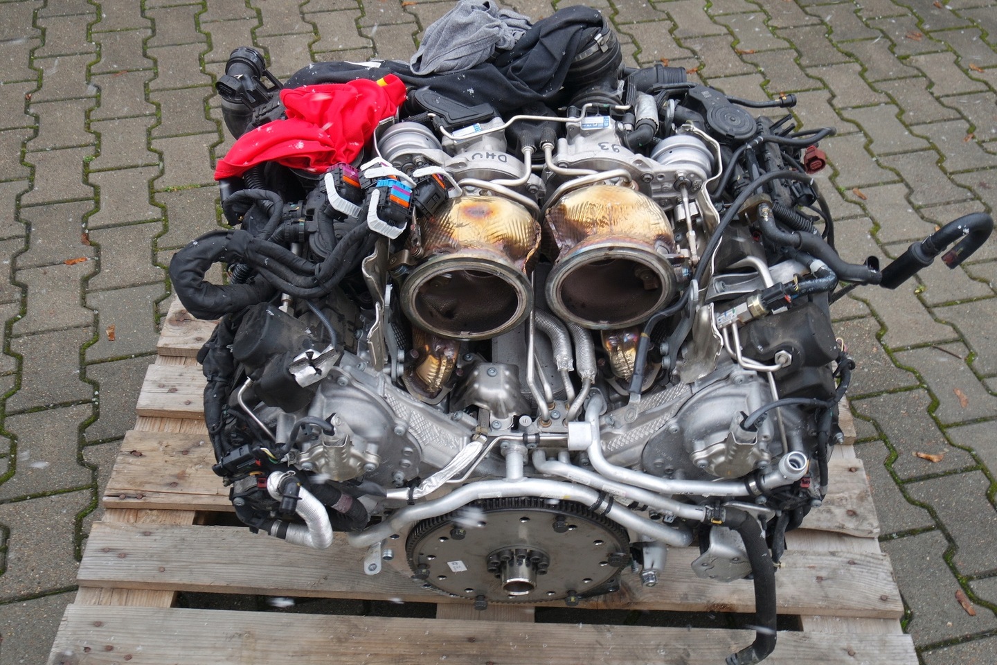 Complete engine urus dhu Best Price in XDALYS