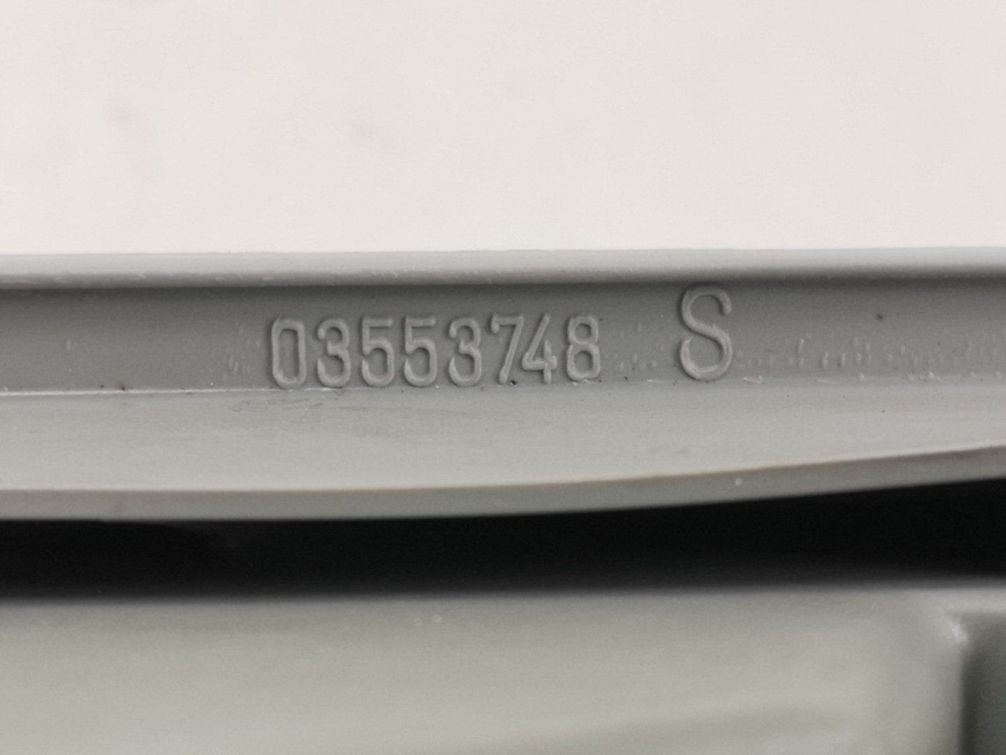 Фара  ліва передній fiat крома 1985-1996 магніт 03553748 / lpa642 недорого