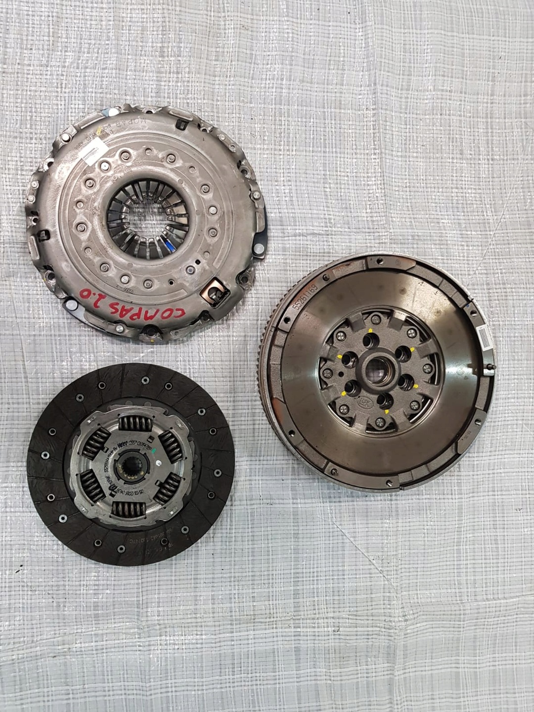 Clutch wheel double mass jeep compass 2.0 m-jet 18r - low price ❱ XDALYS