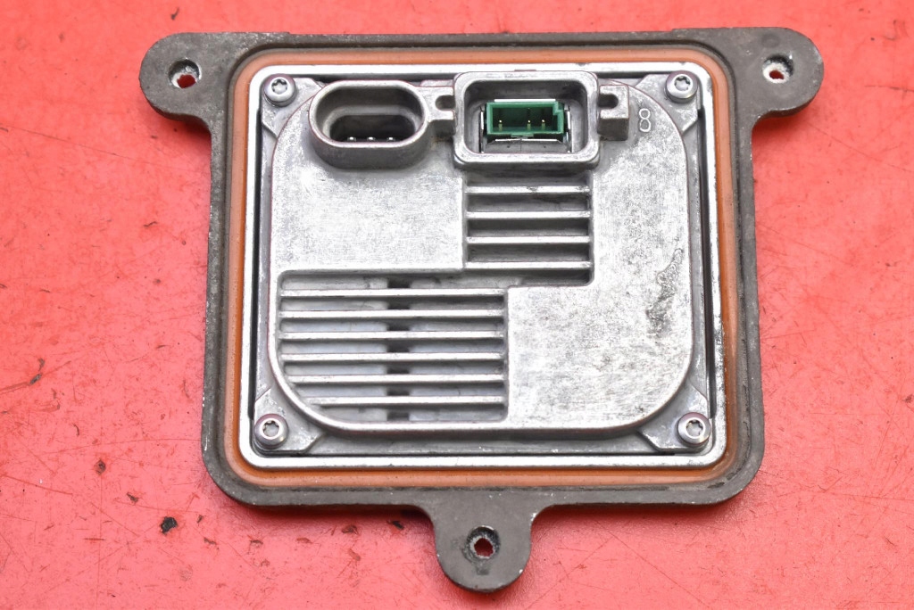 цена Преобразователь ксенон ксенон левая 35xt6-s-d3 a71154400dg ford focus mk3 11-15