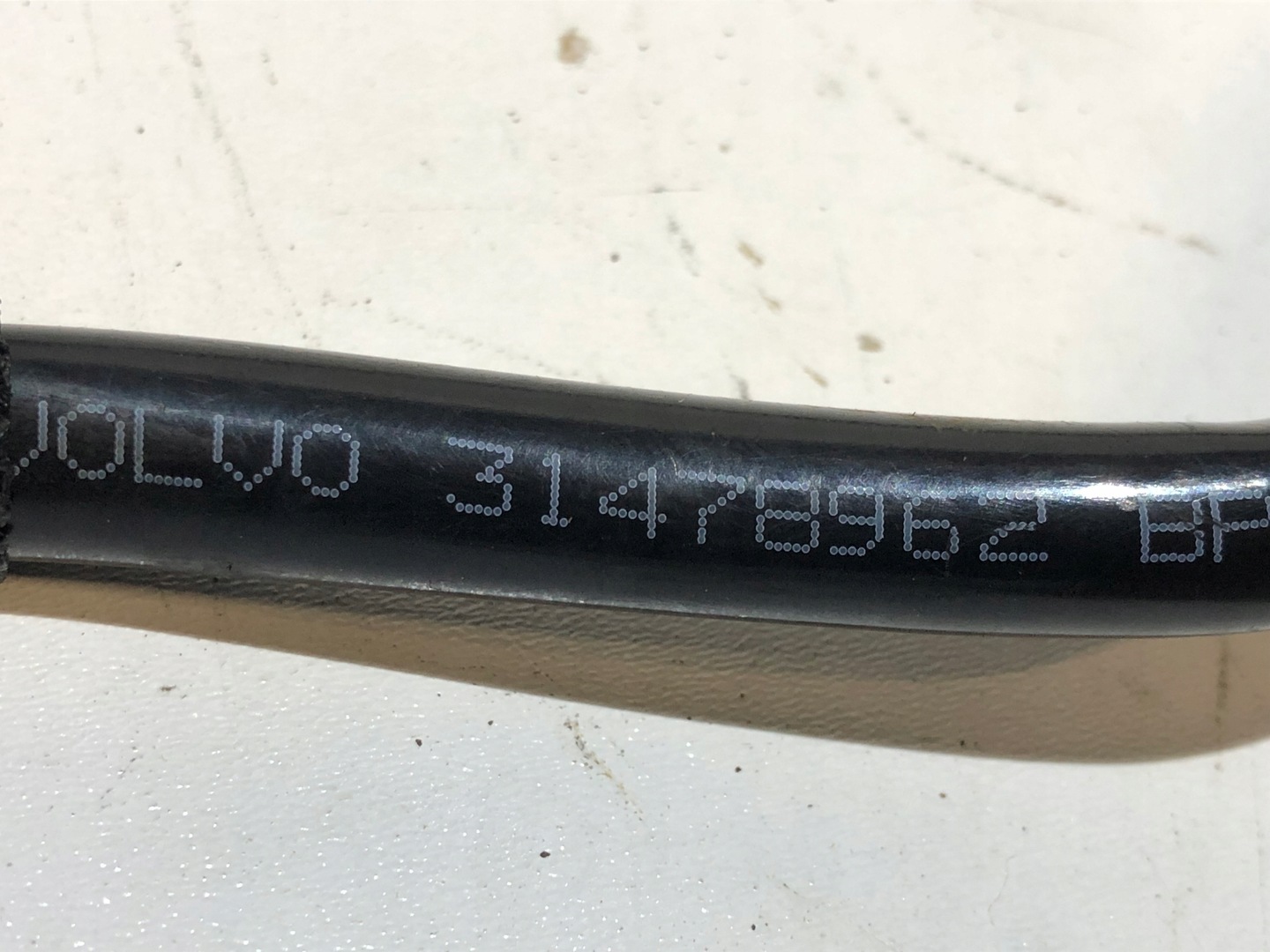 Volvo v60 ii 2.0 t8 pipe hose pipe 31478962 32312088 - Online