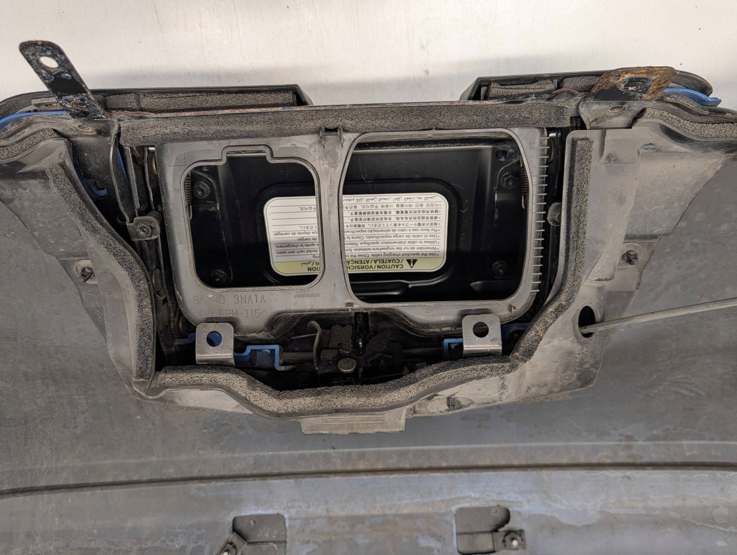 Бампер передний nissan leaf i ze0 с разборки