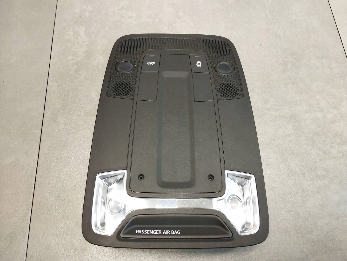 Audi A1 Cabin lighting headliner light 81A947135F