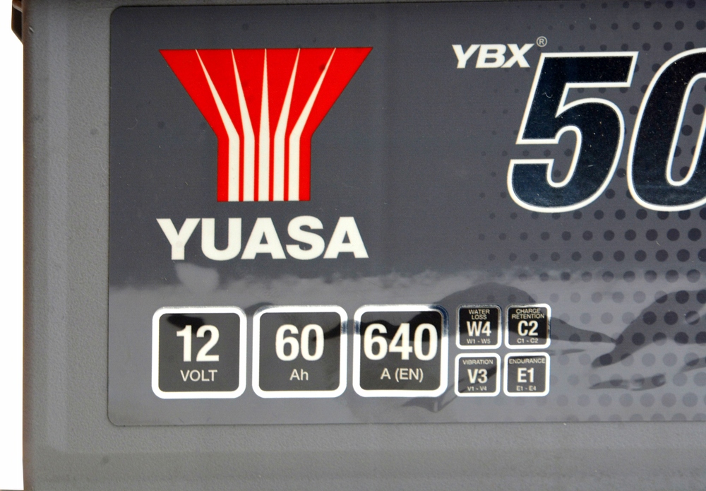 12V 60Ah 640A Yuasa YBX5075 Autobatterie