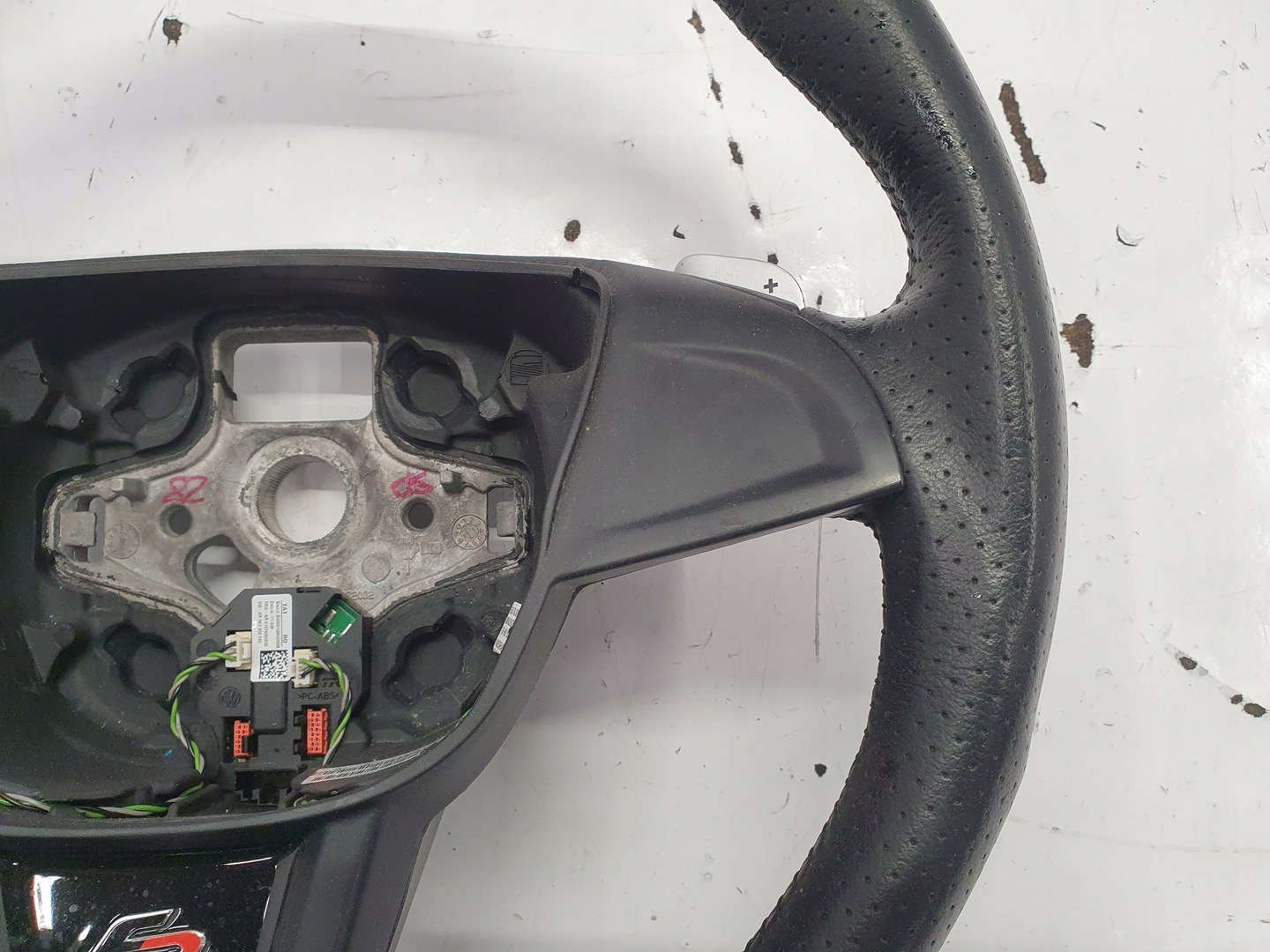 SEAT IV FR STEERING WHEEL PADDLES