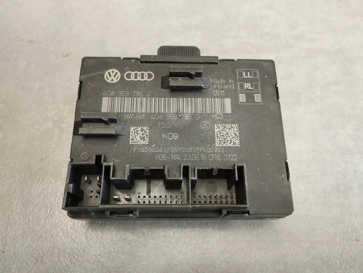 Audi A6 C7 4G DOOR MODULE RIGHT REAR 4G8959795J