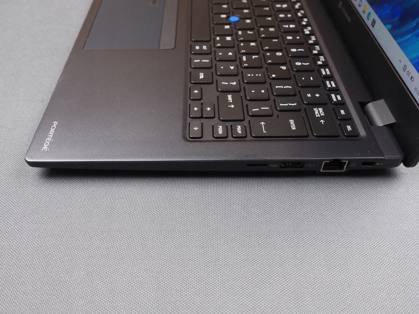 Toshiba dynabook portege x30l-j-169 i5-1135g7 16 256 fhd ips iris