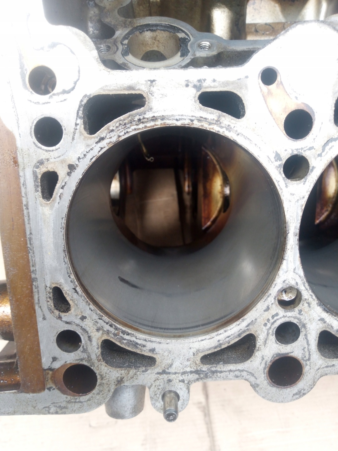 Audi a4 b7 a6 блок dół двигателя 3,2 fsi auk bkh 06e103011bn 1-33 с разбора