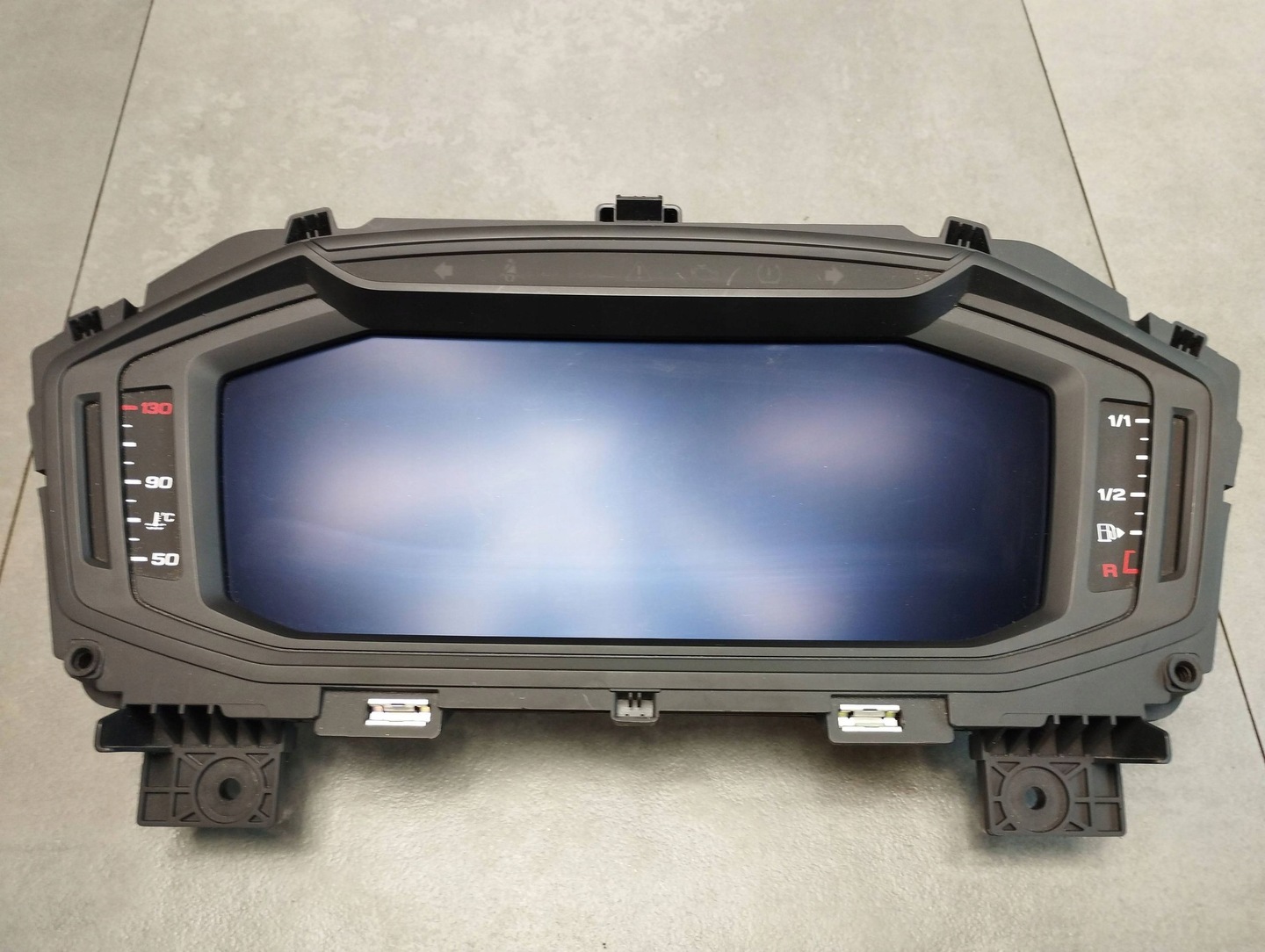 Audi A1 COUNTER CLOCKS 82A920700B
