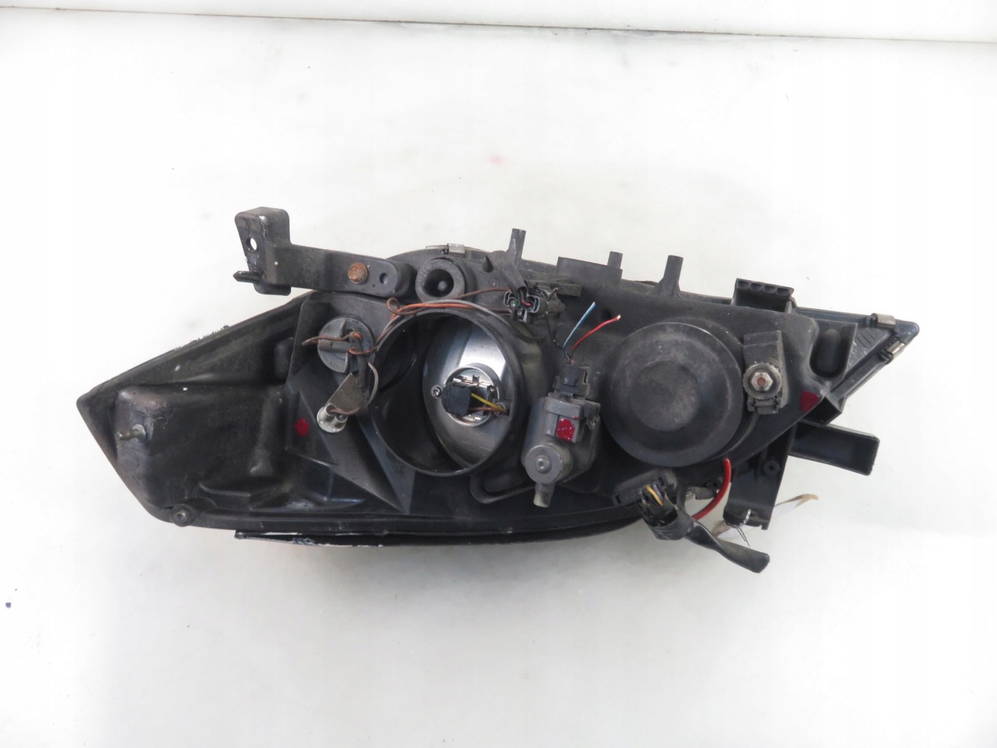 приобрести Фара  права передняя nissan primera p12 26010au800