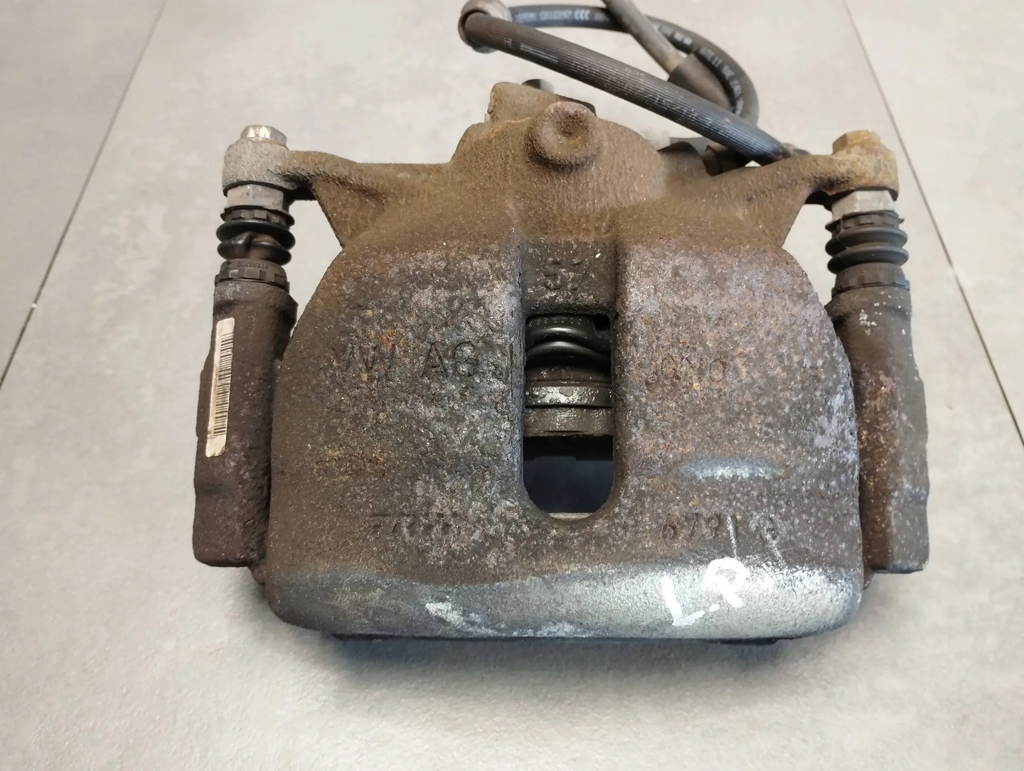 Audi A3 8V 1.6 TDI CLAMP LEFT FRONT CAX31228