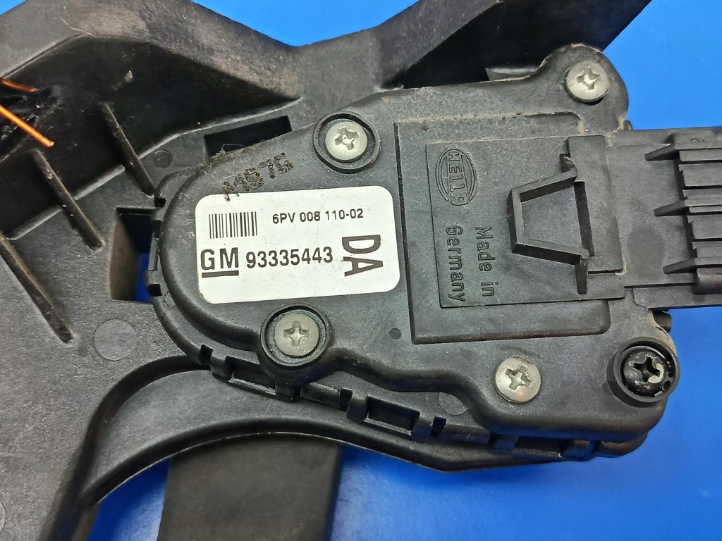 Opel meriva a 1.7cdti педаль акселератора потенциометр 93335443da hella с доставкой