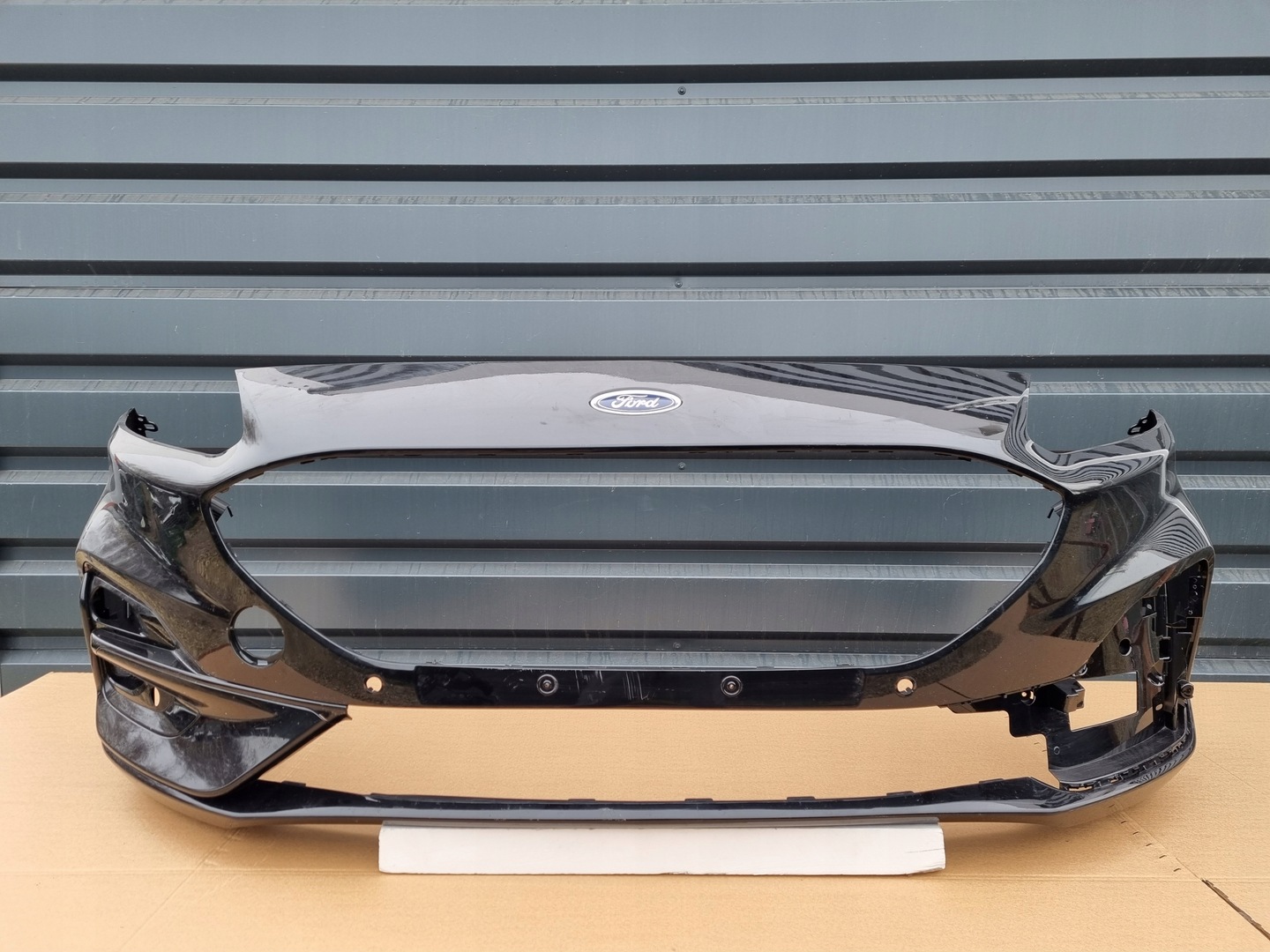 Ford kuga mk3 st line 2019 front bumper a484