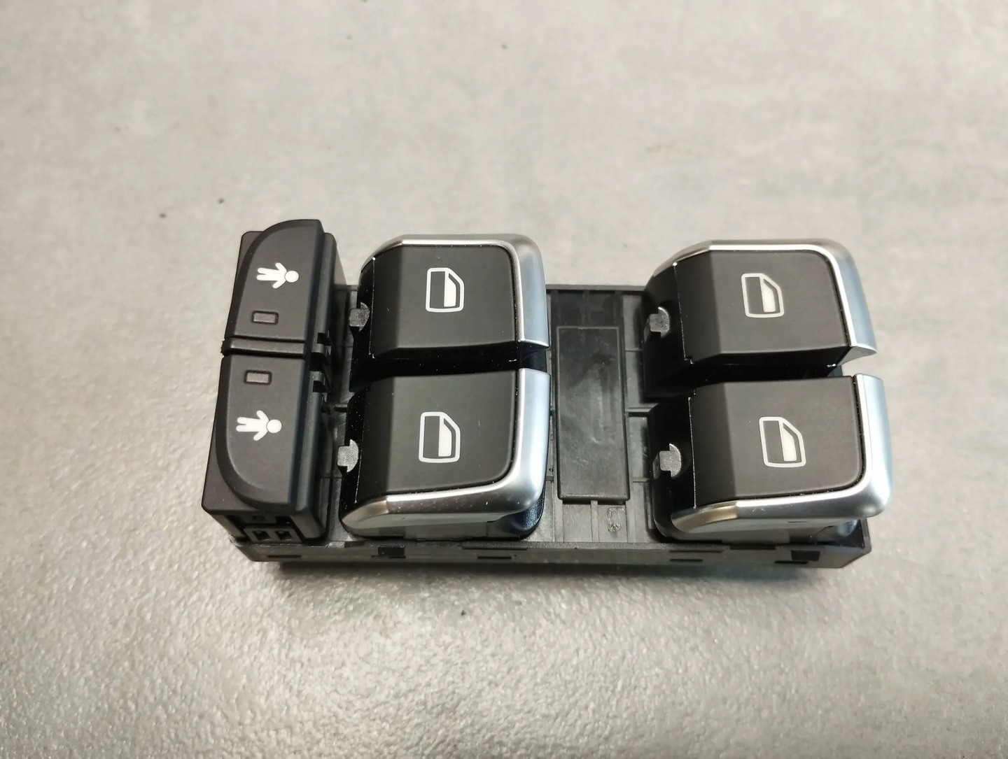 Audi A6 C7 4G WINDOW SWITCH LEFT FRONT 4G0959851