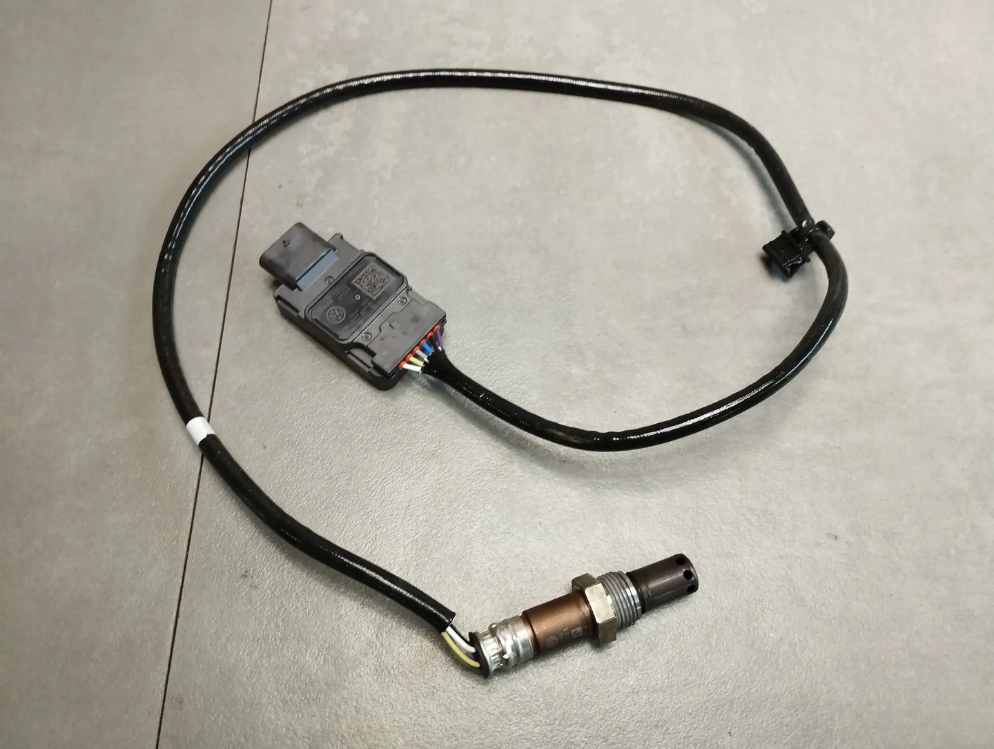 VW Tiguan LAMBDA NOX PROBE 05N907807D