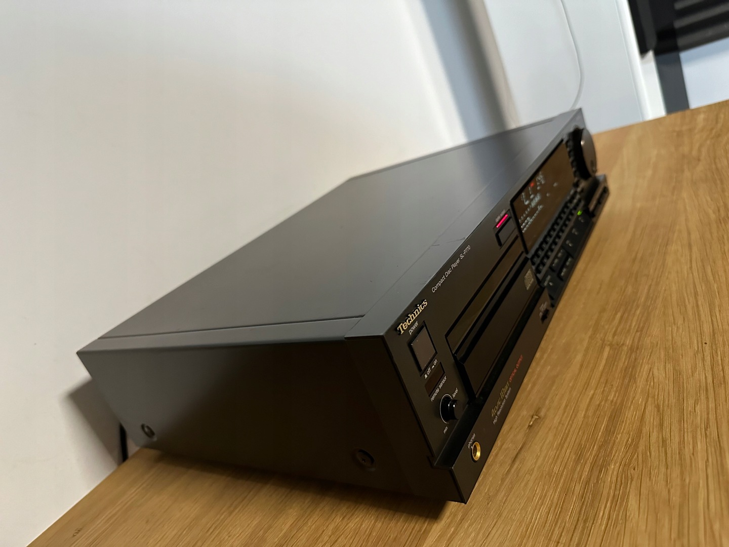 Technics CDプレーヤー SL-P770 Technics SL-P770の仕様 テクニクス