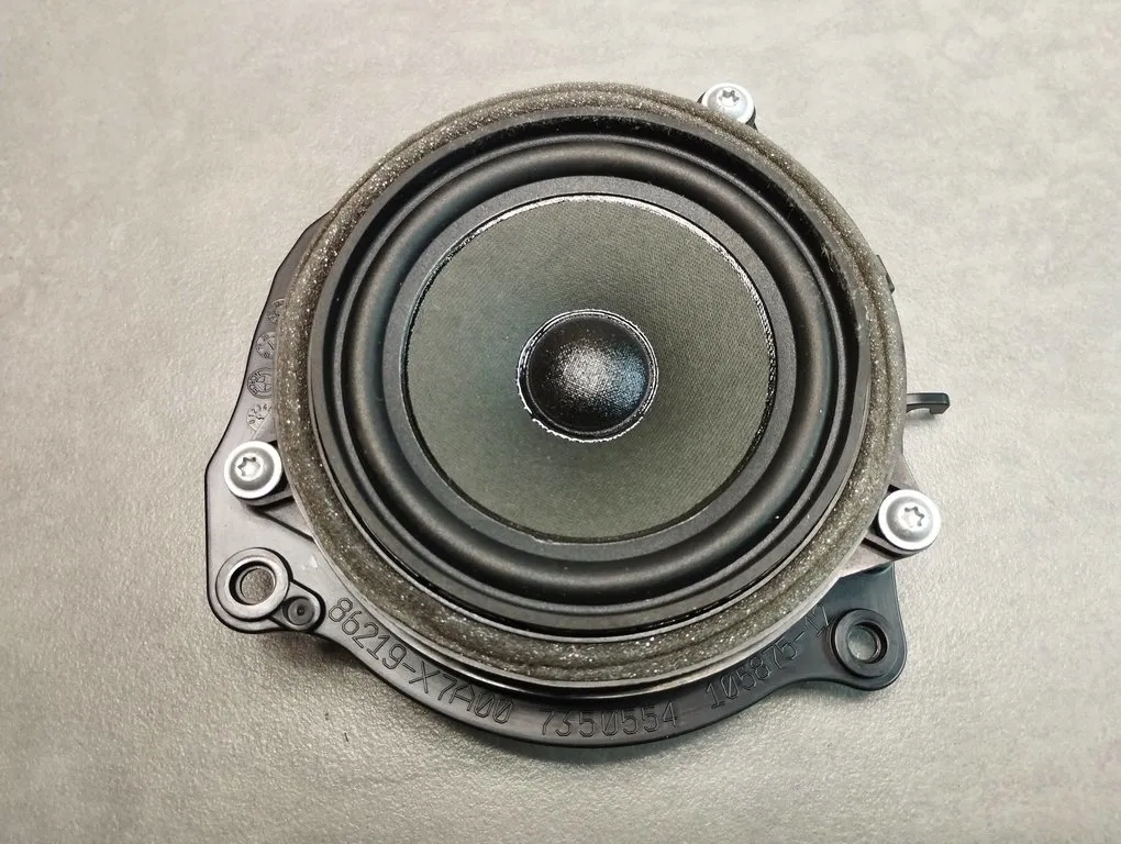 BMW X1 F48 DOOR SPEAKER 9281896