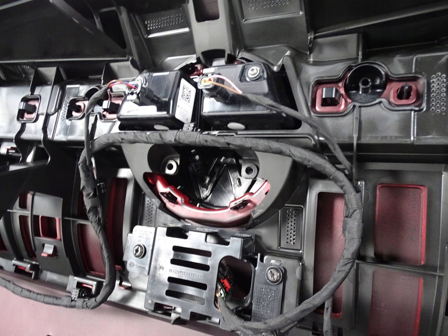 Бампер передний передний vw id4 id,4 версия 6xpdc + лед  + радар заказать онлайн