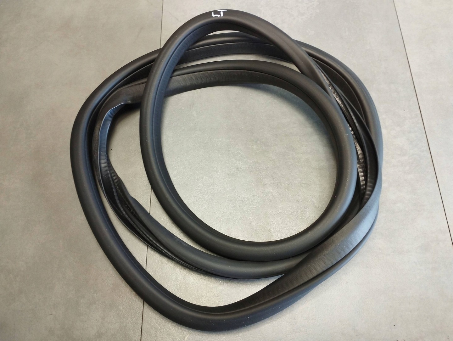 Mercedes B-CLASS W246 W242 DOOR SEAL LEFT REAR A2466920176