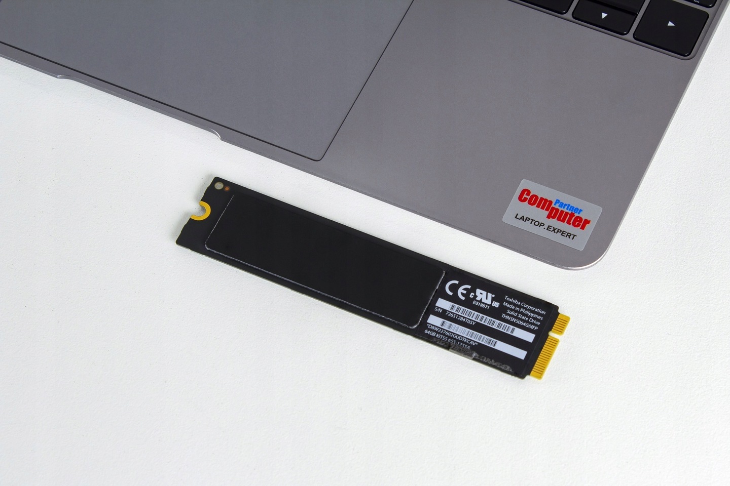 intel 64gb apple macbook air a1465 a1466 2012 DARSTAR