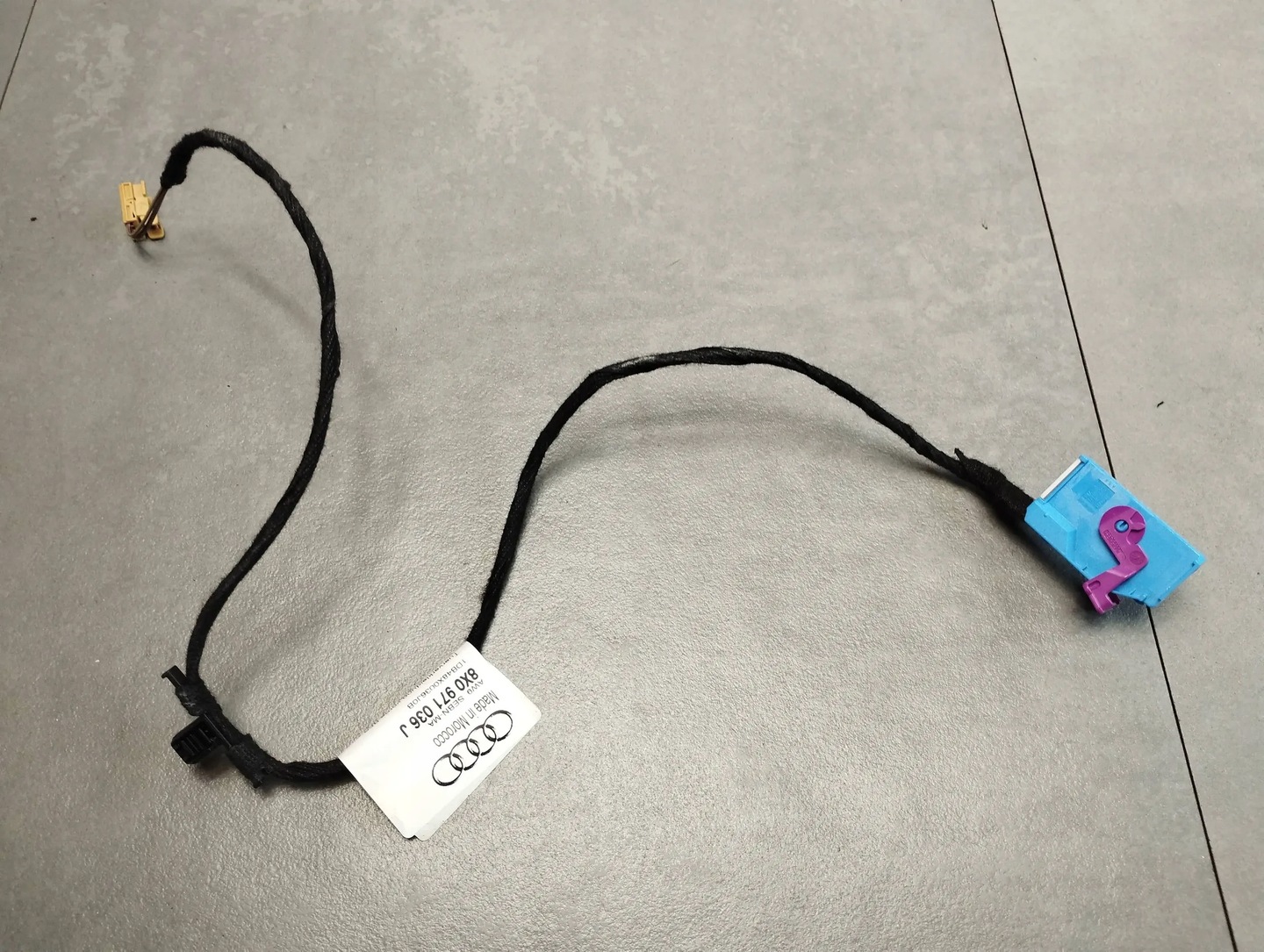 Audi A1 8X DOOR HARNESS RIGHT 8X0971036J