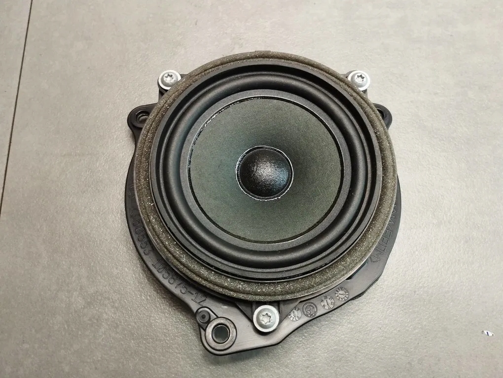 BMW X1 F48 DOOR SPEAKER 9281896