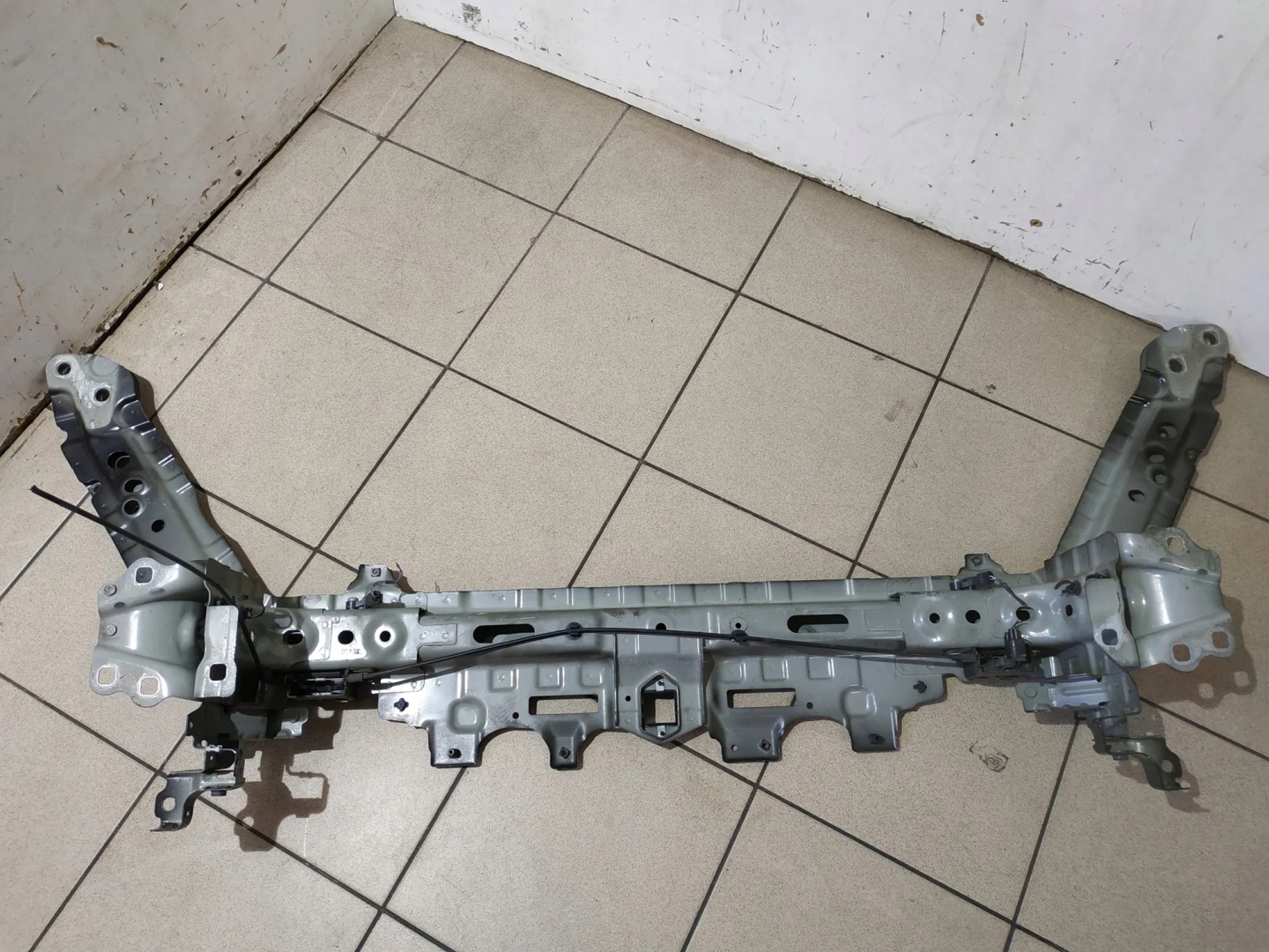 приобрести Верхняя часть пояс передний jaguar e-pace x540 bj3216778ac 2.0l дизель