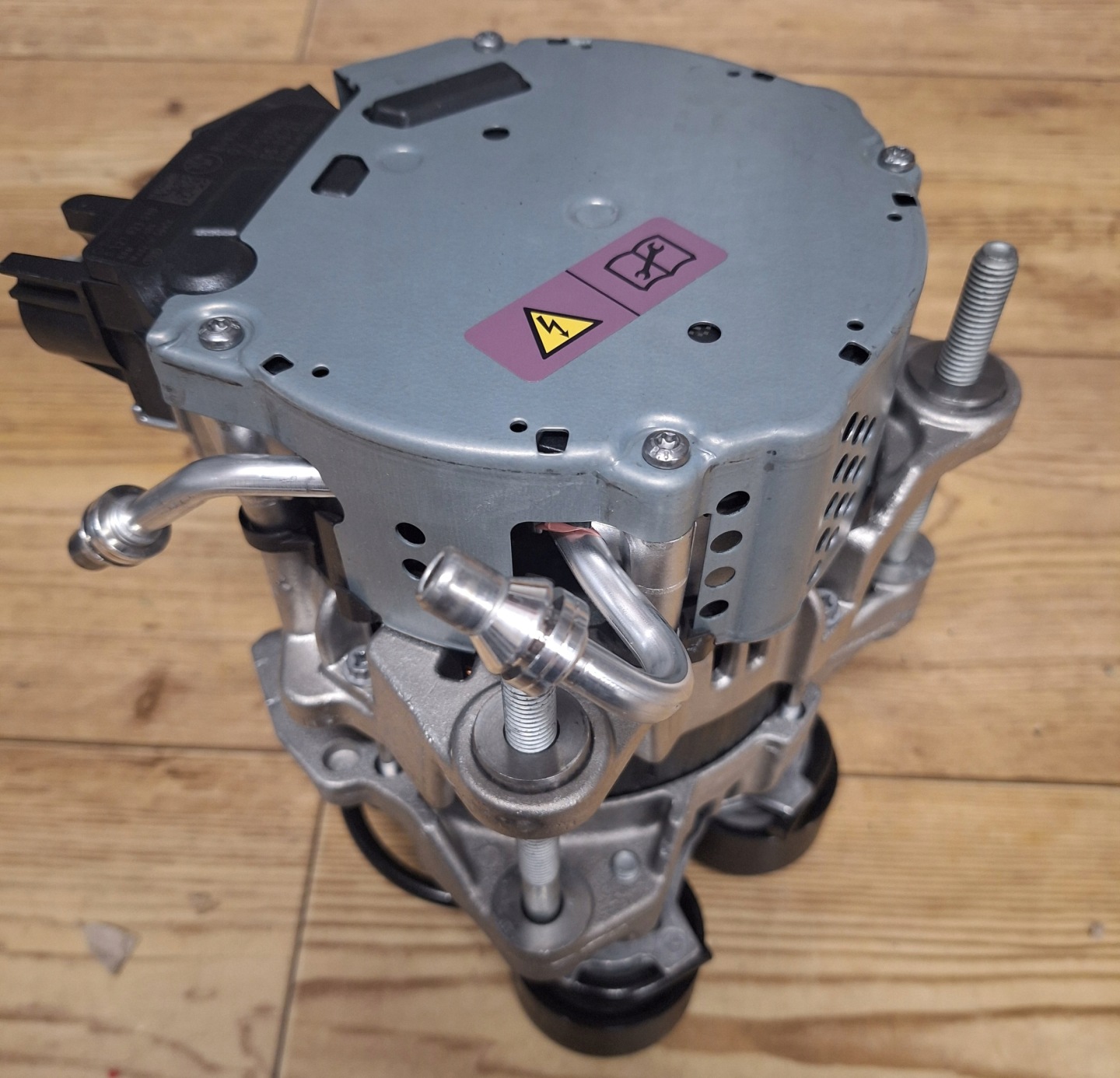 Bmw x3 g01 g02 x5 g05 x7 g07 g30 g20 генератор  48v dynamostarter prądnica с разбора