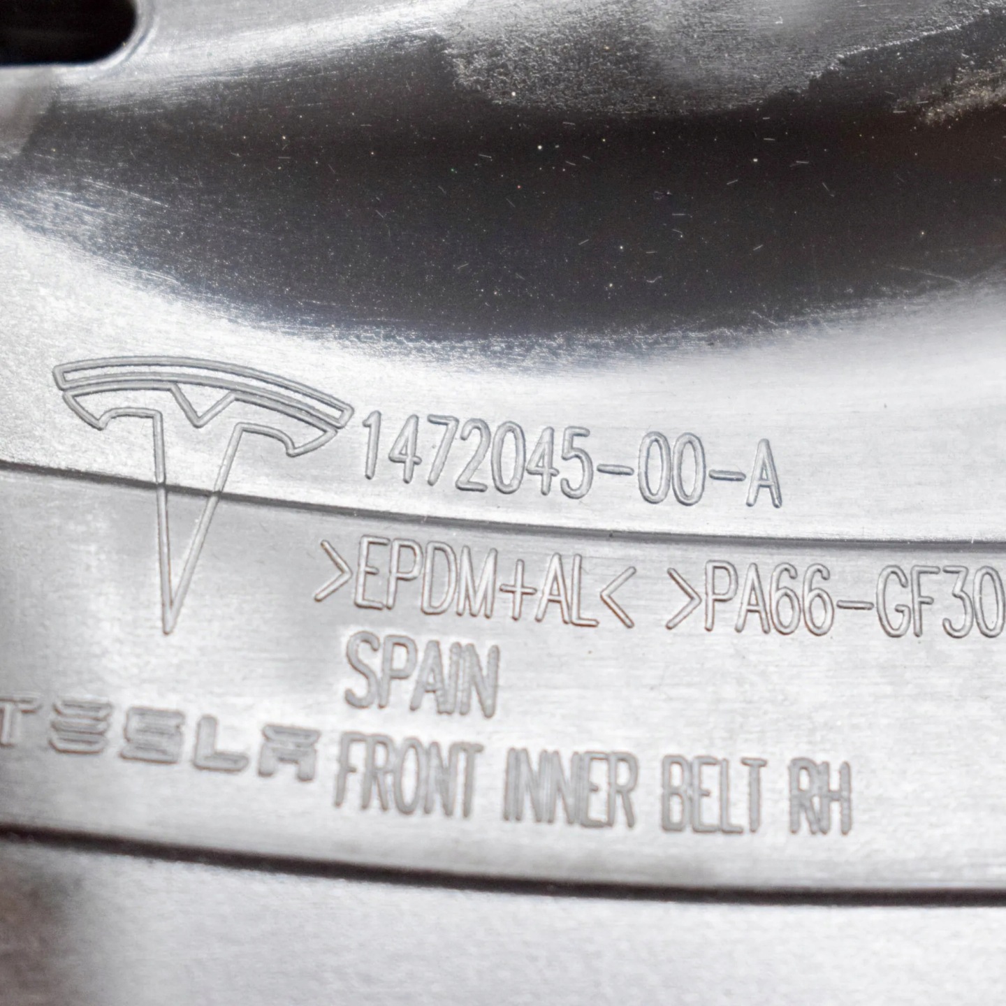 цена Tesla модель x резиновая уплотнение правых передних двери 2020 1472045-00-a