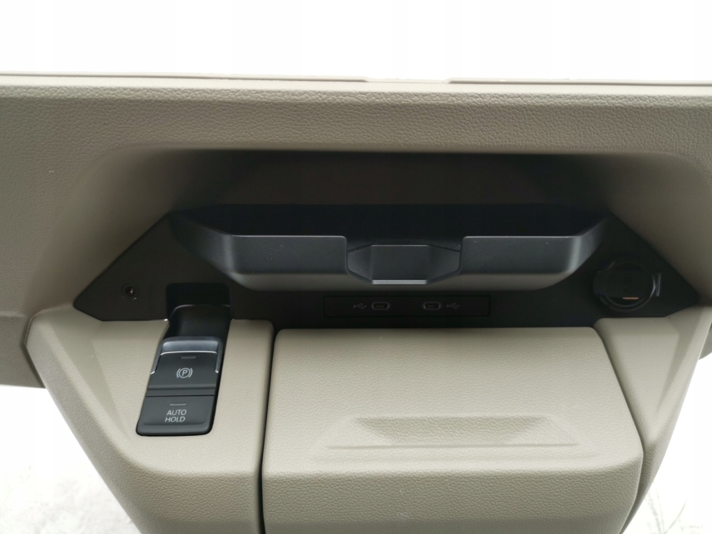 Туннель центральный vw multivan t7 7t1858189f новый оригинальный лучшего качества