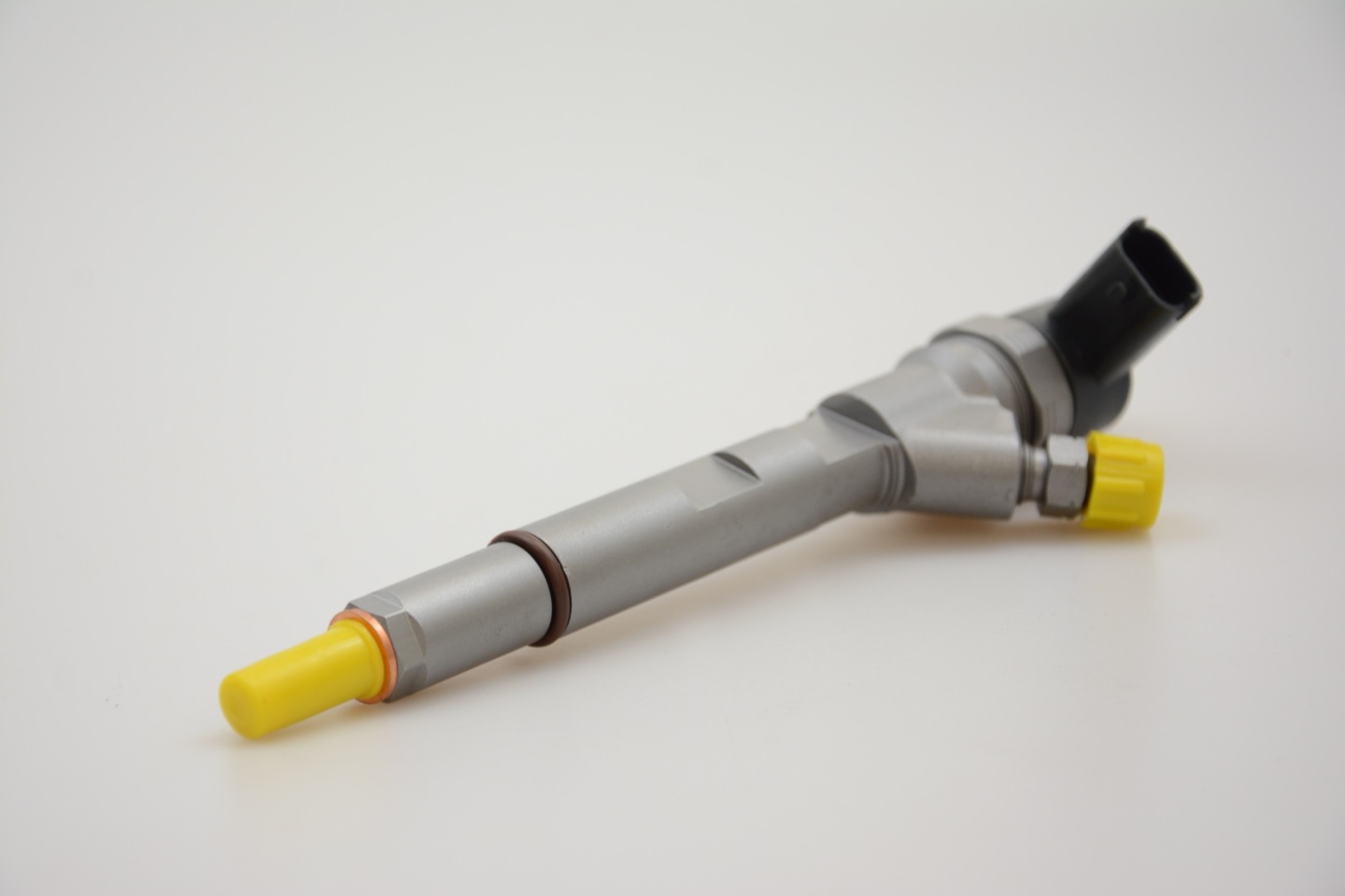 цена Bosch 445 110 059 форсунка форсунка