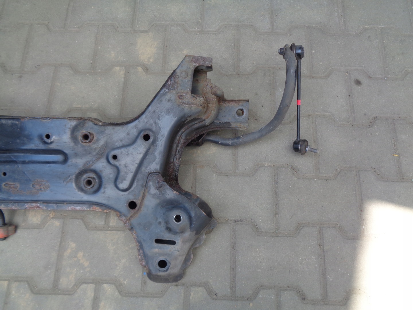 Kia venga 10r 1.4 62421-2k000 traverse cart - Online catalog ❱ XDALYS