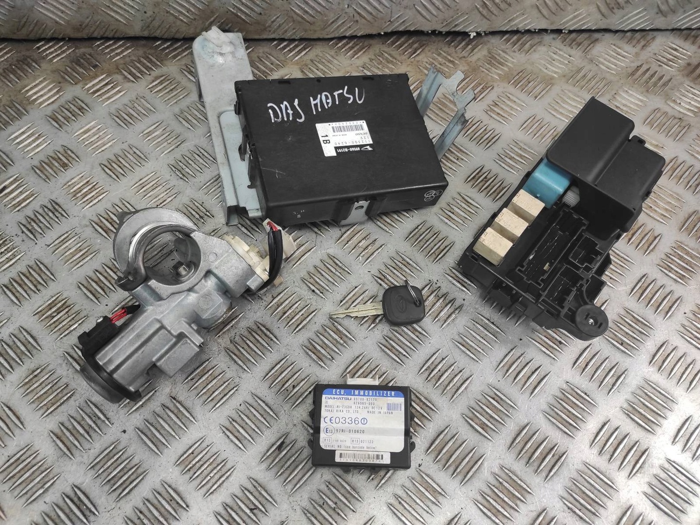 Starter ignition set daihatsu cuore vi 1.0 89560-b2191 - low