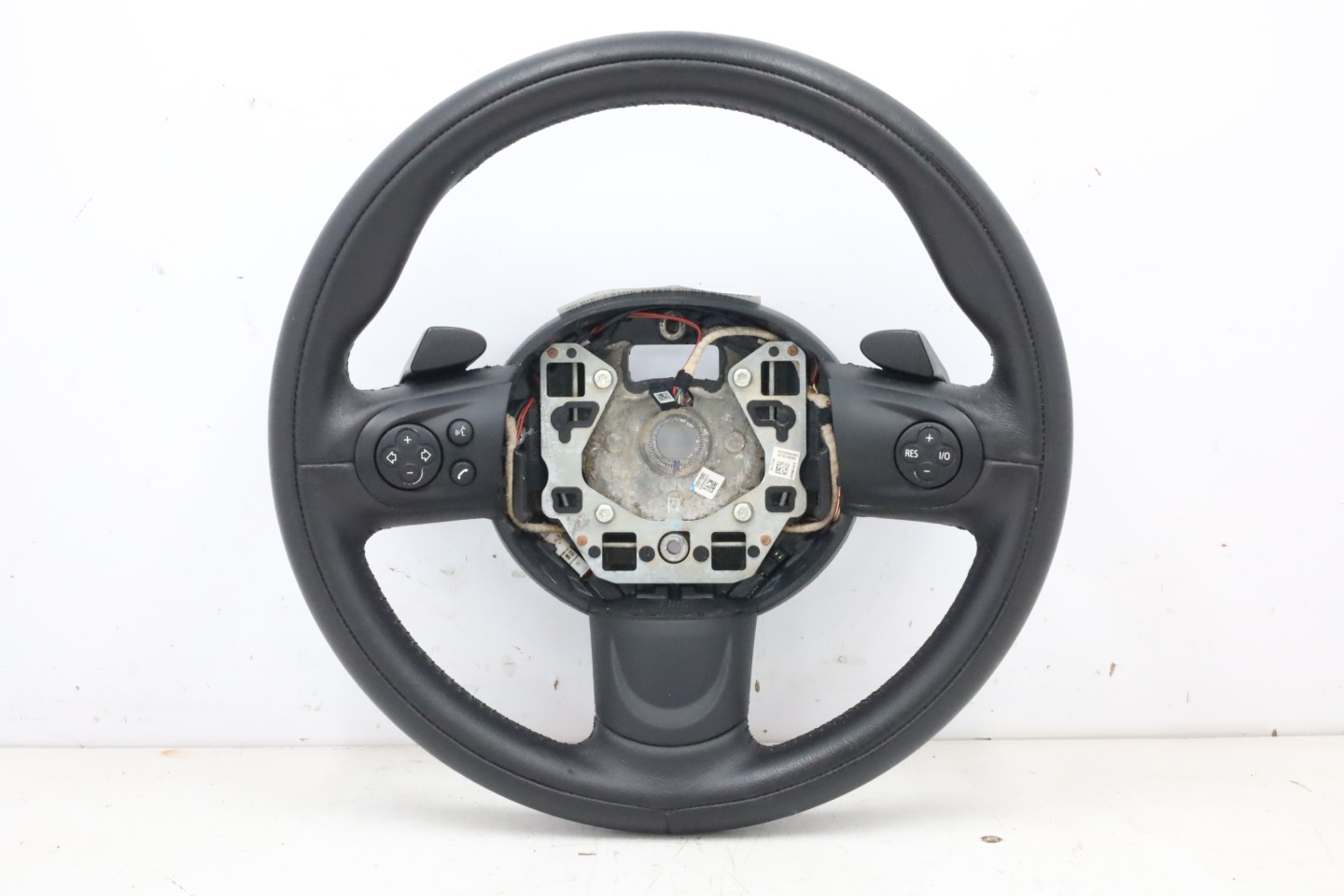 Купить Руль кожа многофункциональный лопатки mini r55 r56 r57 r60 r61 08-13