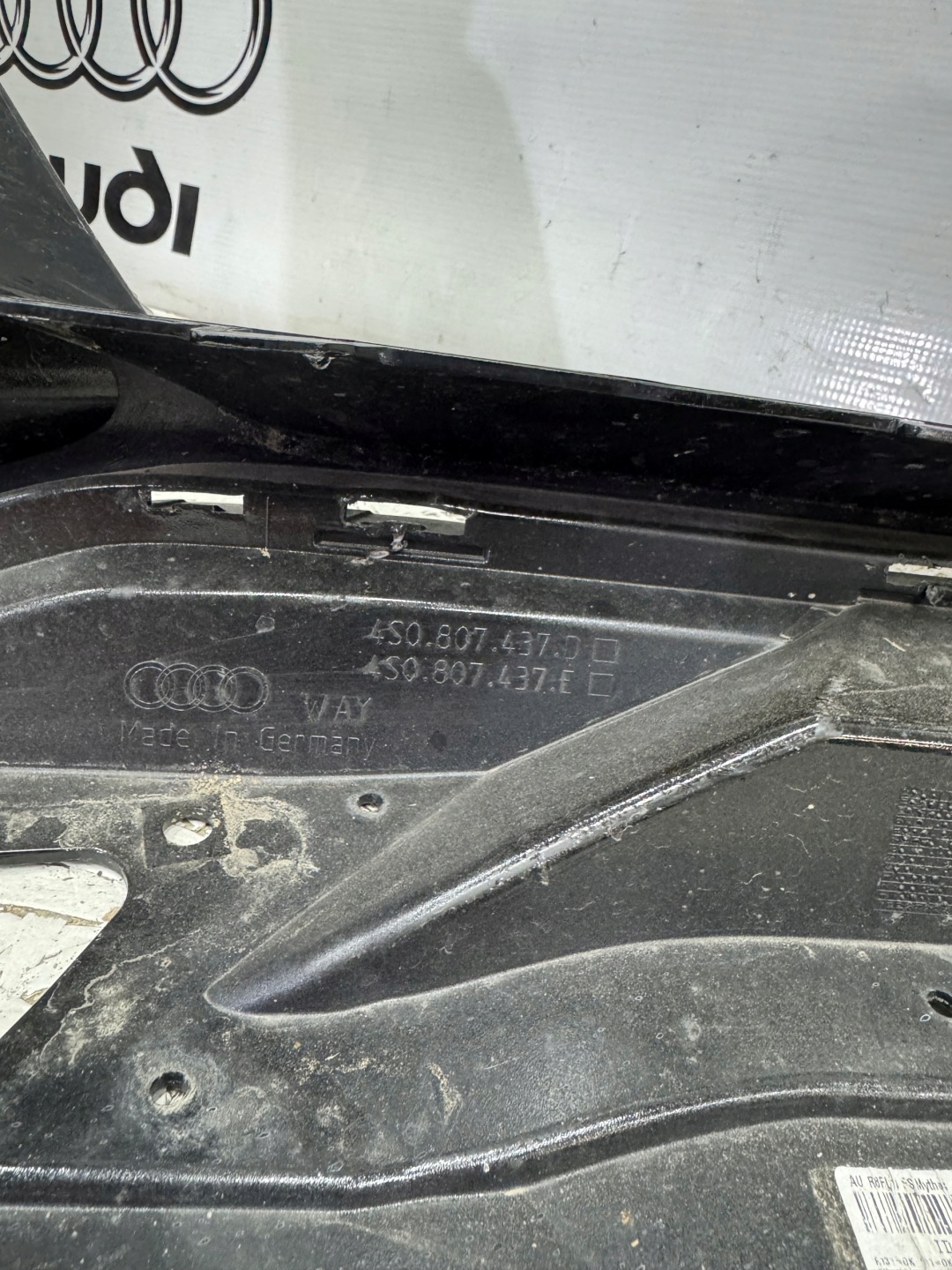 приобрести Audi r8 4s 4s0 fl рестайл по рестайленга 2019-2025 красивый oe audi 4s0807437d
