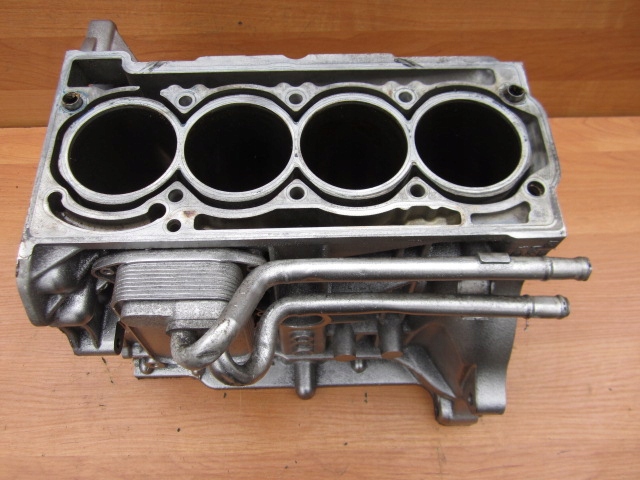 приобрести Vw audi seat skoda 1.6 fsi blp blf блок голый
