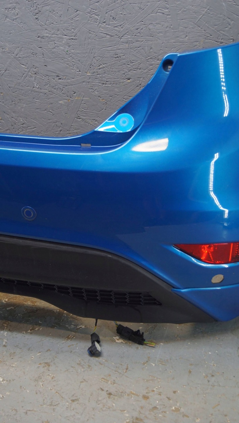 цена Ford fiesta mk7 st рестайл бампер зад pdc zc z2383 15z