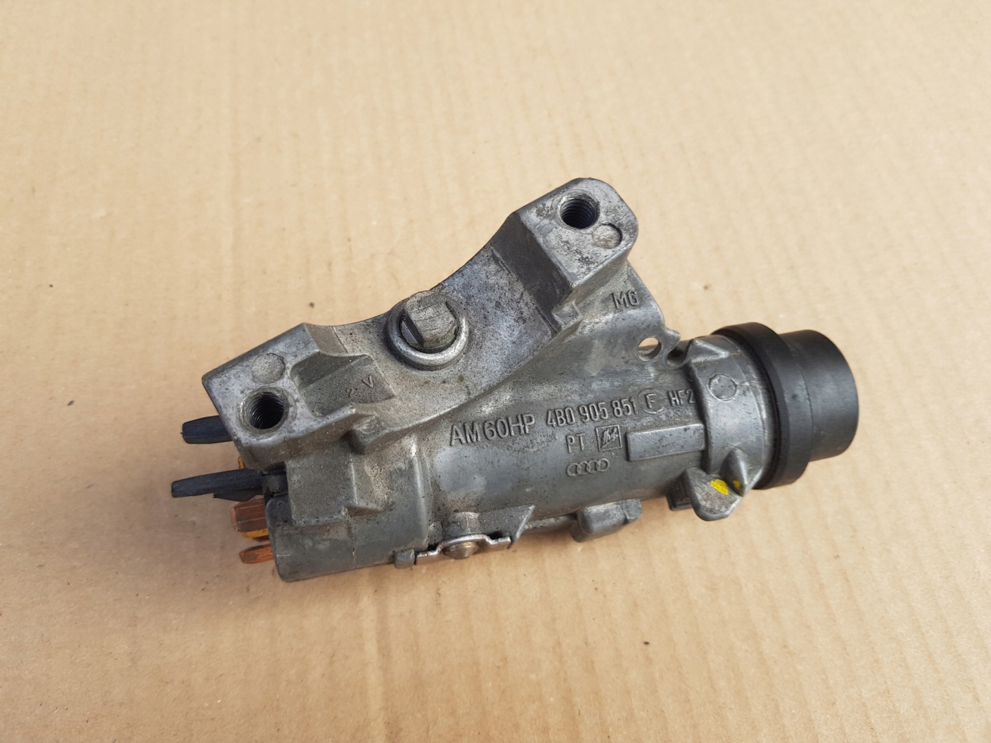 Замок зажигания + ключ audi a4 b6 / a6 c5 / a3 8l / tt 8n 4b0905851f проверенный недорого