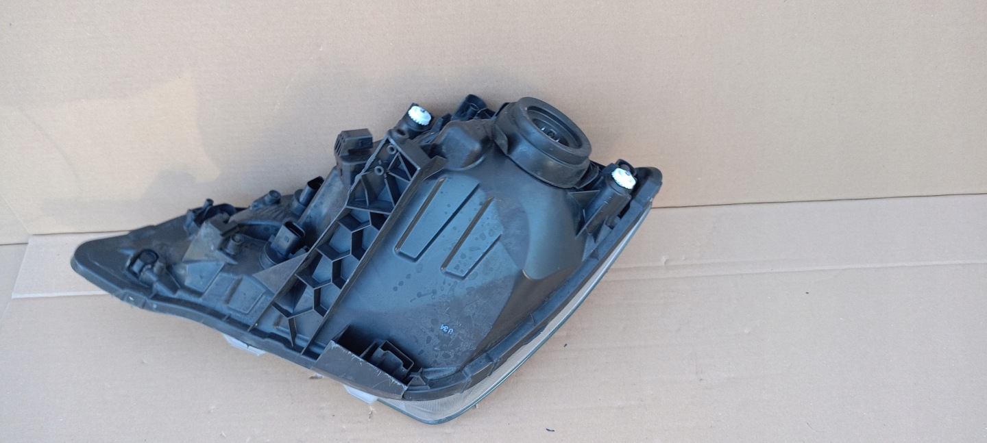 Фара  передний передняя права seat mii 1sl 11-19rok 1sl941016f 1ej010671-02 с разбора